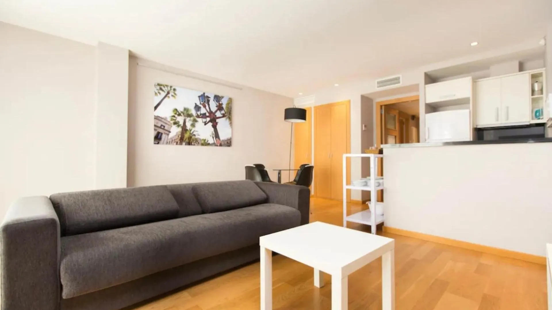 Apartamentos Amoblados Barcelona Espana 0*,  Spanien